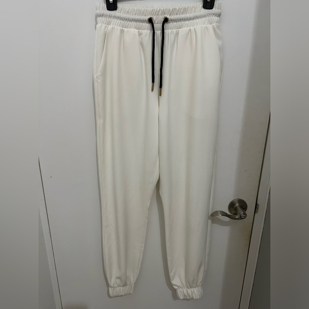ZARA White Jogger Size XS
